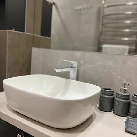 Apartment Sunvi в жк сонячний квартал Golubinoye